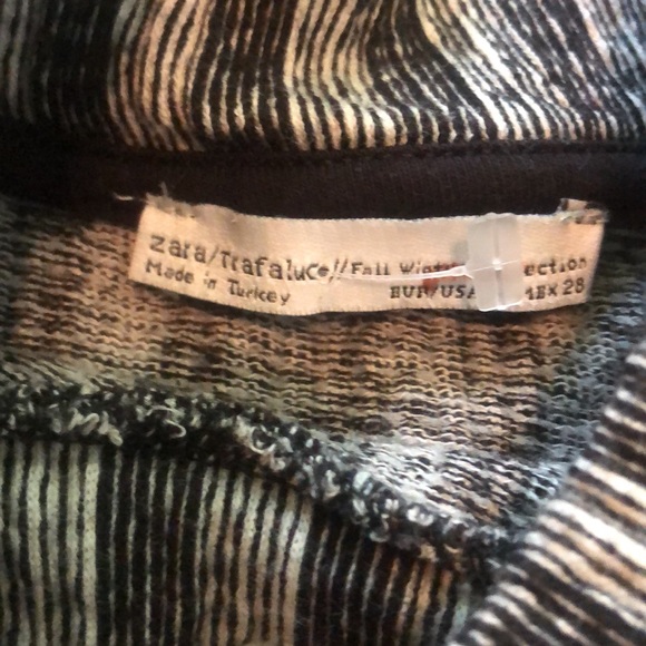 Zara Trafaluc vertical stripe mock neck knit midi dress size medium - Picture 4 of 4